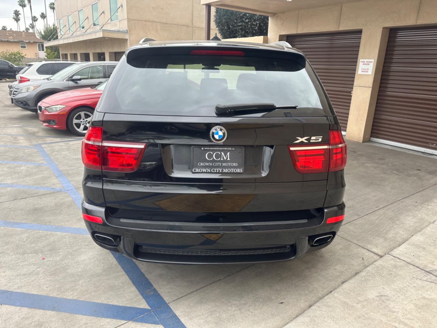 2013 Black /Black BMW X5 Leather (5UXZV4C59DL) with an 6 cylinder engine, Automatic transmission, located at 30 S. Berkeley Avenue, Pasadena, CA, 91107, (626) 248-7567, 34.145447, -118.109398 - Are you on the hunt for your next vehicle but struggling with a less-than-perfect credit history? Look no further! Our dealership proudly serves Pasadena, Altadena, Glendale, and surrounding areas, offering a diverse selection of high-quality used Buy Here Pay Here (BHPH) vehicles tailored to meet y - Photo#3